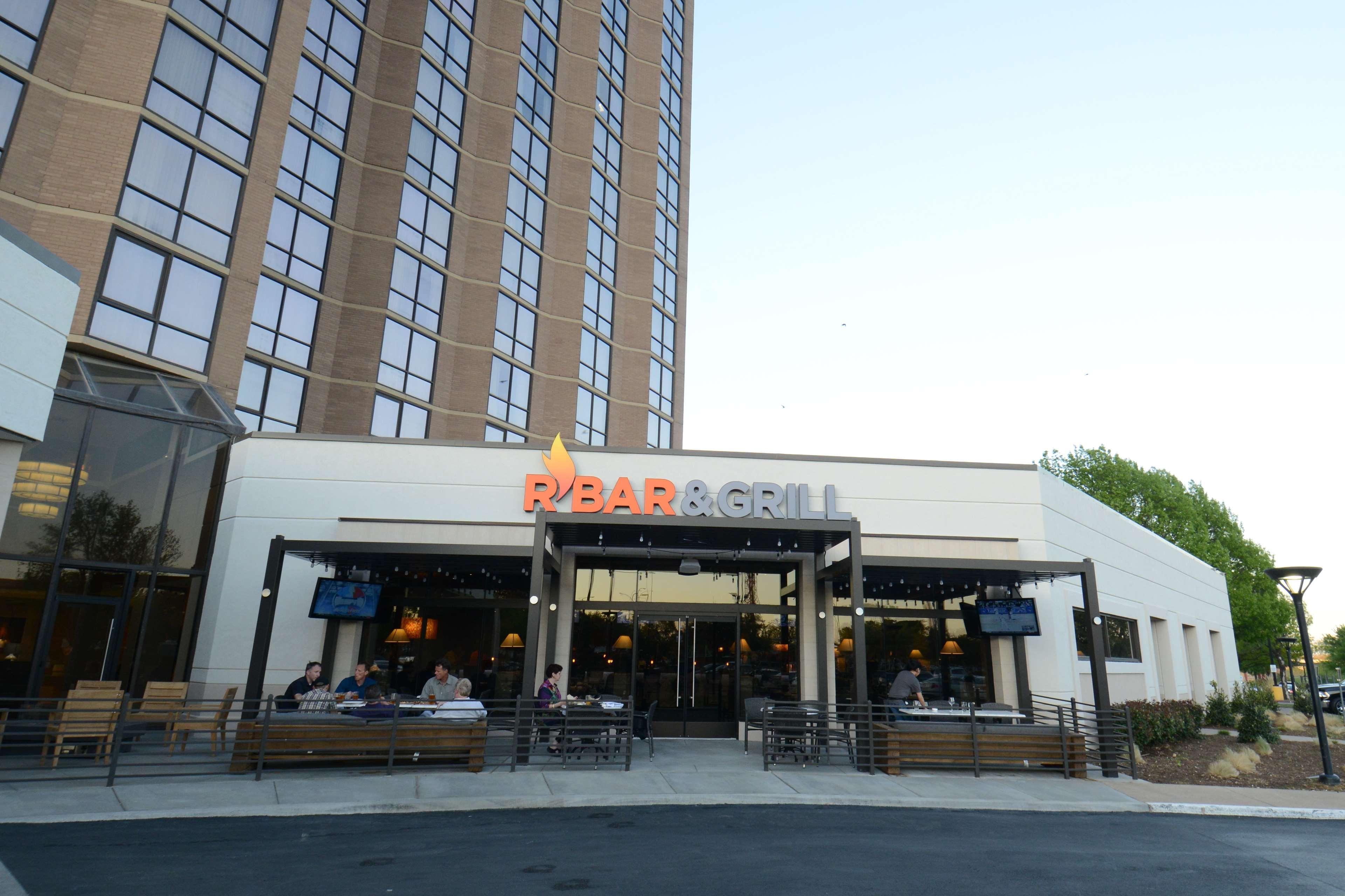 Hilton Arlington Exterior foto
