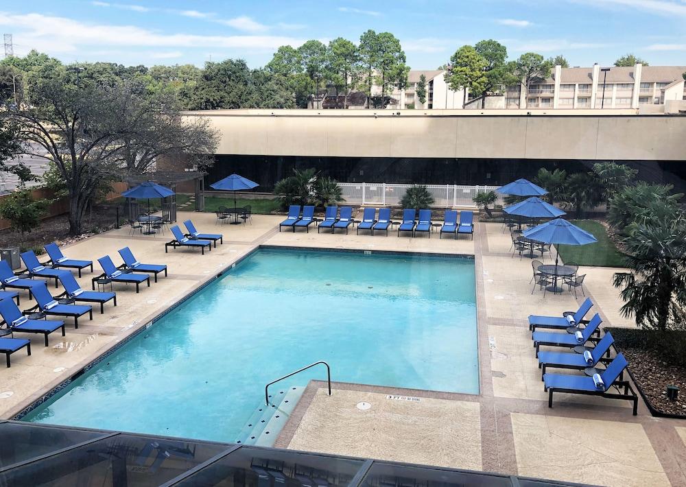 Hilton Arlington Exterior foto
